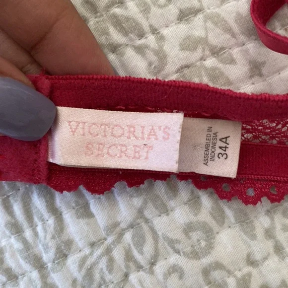 Victorias Secret Red Lace Bra 34A - Picture 9 of 10